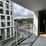 Bruno I Bianca W Symphony Modern Tower 2 I 3 Pietro Aparthotel Gdynia