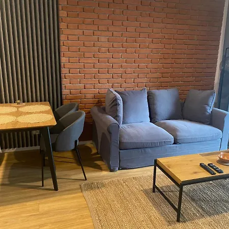 Bruno W Symphony Modern Tower Hotel apartamentowy