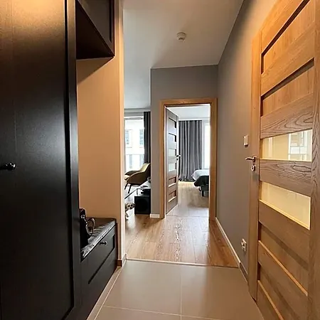 Lejlighedshotel Bruno I Bianca W Symphony Modern Tower 2 I 3 Piętro 3*