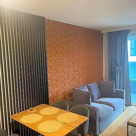 Апарт-отель Bruno I Bianca W Symphony Modern Tower 2 I 3 Pietro 3*
